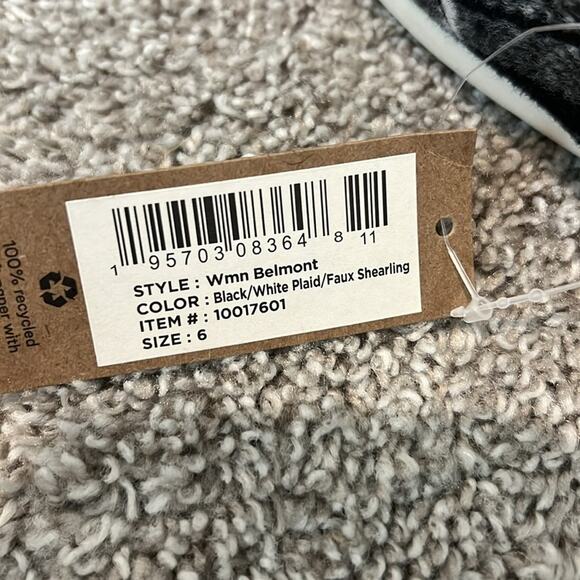 TOMS BLACK WHITE WOMENS FAUX SHEARLING SHOES Size 6 Belmont Slip‎ On Comfy Soft - Picture 13 of 16